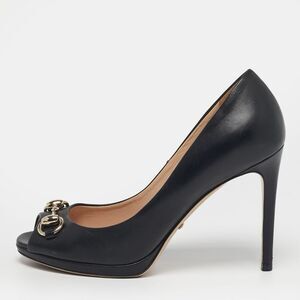 Gucci Size 35.5 Black Leather Horsebit Peep Toe Pumps